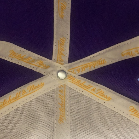 MITCHELL & NESS ACCESSORIES unisex. - Picture 8 of 10